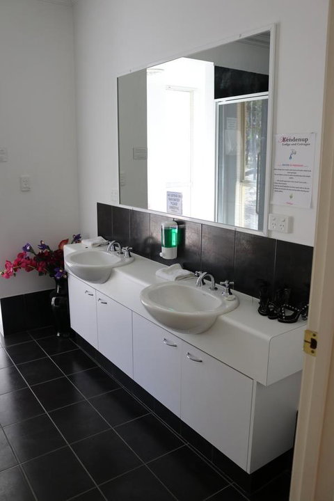 Kendenup Cottages And Lodge - Accommodation Melbourne 18