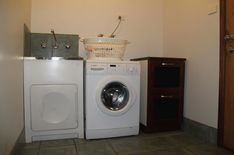 Beach House On Fox - Accommodation Melbourne 25