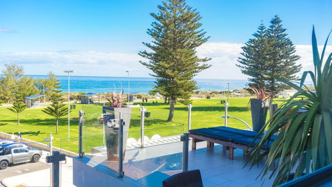 Mullaloo Beach Hotels & Apartments - Accommodation Melbourne 6