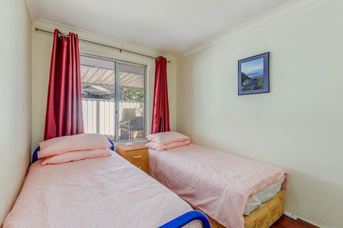 Brilliant, Neat, Convenient, Family-friendly House - Accommodation Melbourne 9