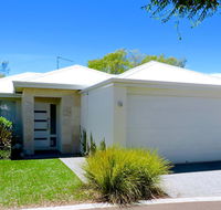 Contemporary Cove - Quindalup - Melbourne 4u