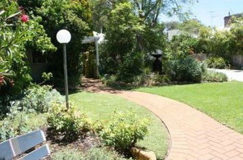 Jacaranda Guest House - Accommodation Melbourne 41