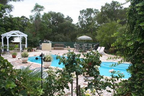 Rosebridge House Bed & Breakfast Adult Retreat - Accommodation Melbourne 2