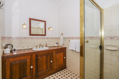 Rosebridge House Bed & Breakfast Adult Retreat - Accommodation Melbourne 20