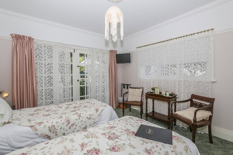 Rosebridge House Bed & Breakfast Adult Retreat - Accommodation Melbourne 18