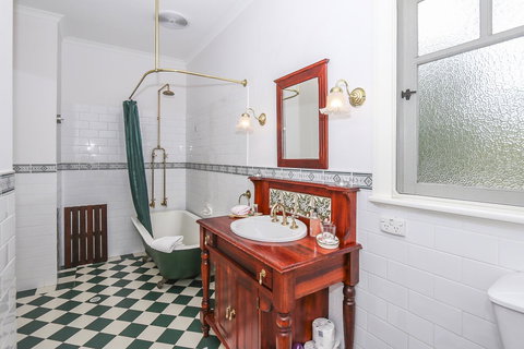 Rosebridge House Bed & Breakfast Adult Retreat - Accommodation Melbourne 15