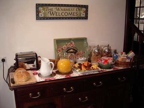 Rosebridge House Bed & Breakfast Adult Retreat - Accommodation Melbourne 3