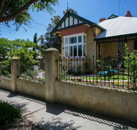 Danum House - Accommodation Melbourne