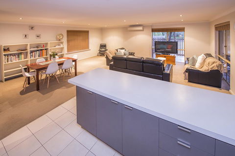 Boardwalk - Accommodation Melbourne 10