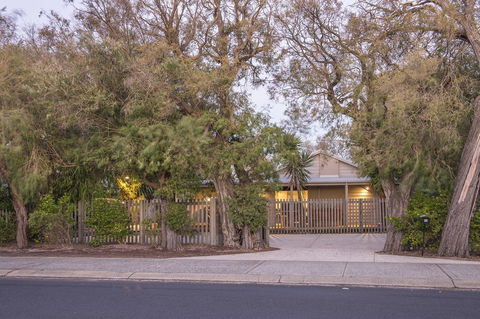 Boardwalk - Accommodation Melbourne 4