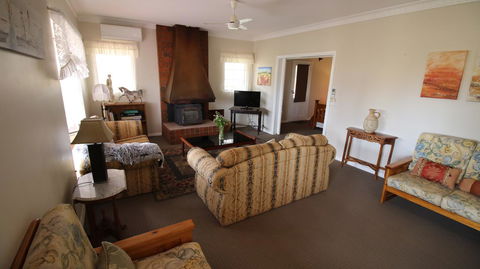 Daisy Cottage - Accommodation Melbourne 12