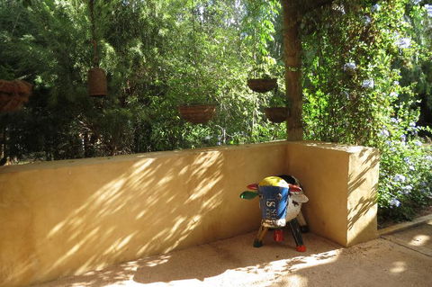 Bentwood Olive Grove Accommodation - Melbourne 4u 9