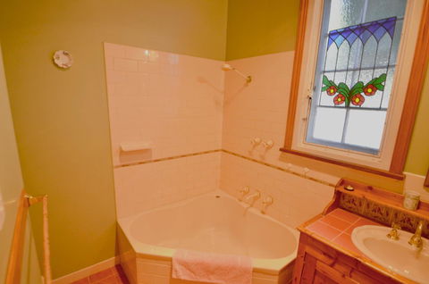 RoseMoore Bed & Breakfast - Melbourne 4u 13