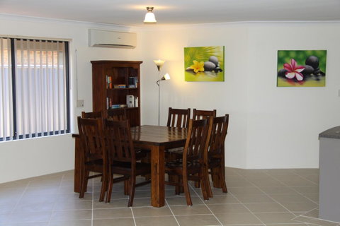 Byford House On The Scarp - Accommodation Melbourne 4