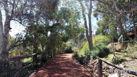 Eleebana Guest House - Accommodation Melbourne 13