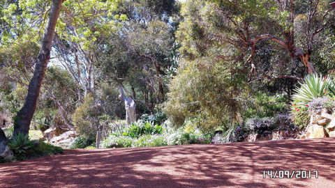 Eleebana Guest House - Accommodation Melbourne 14
