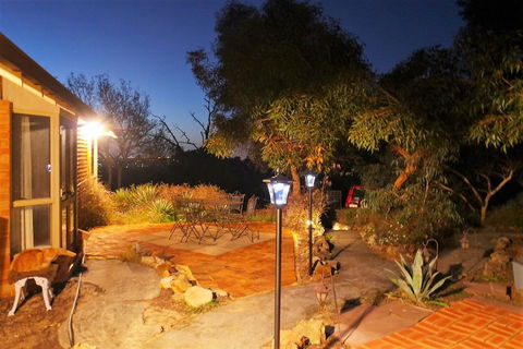 Eleebana Guest House - Accommodation Melbourne 36