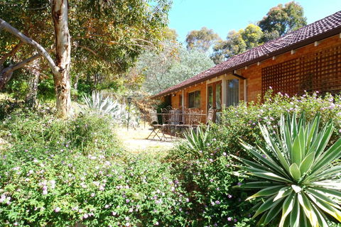 Eleebana Guest House - Accommodation Melbourne 33