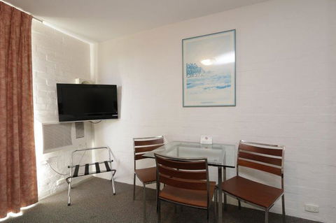 Atrium Hotel Mandurah - Accommodation Melbourne 2