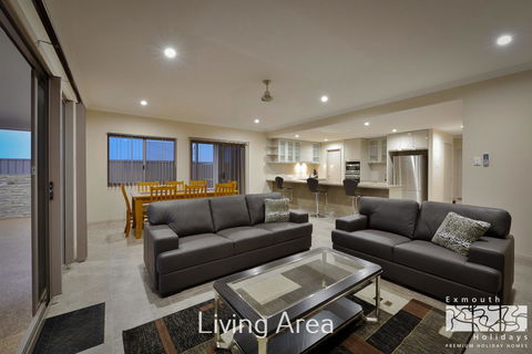 7 Kestrel Place - Melbourne 4u 2