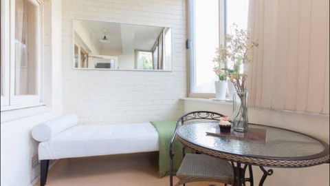 Broadway Apartments - Accommodation Melbourne 22