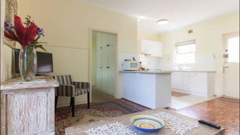 Broadway Apartments - Accommodation Melbourne 15