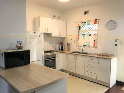 Broadway Apartments - Accommodation Melbourne 30