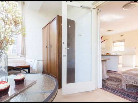 Broadway Apartments - Accommodation Melbourne 42