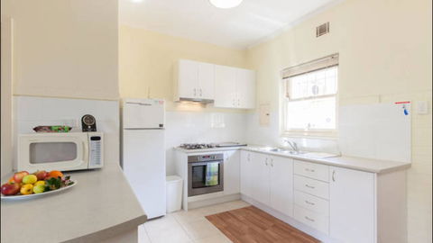 Broadway Apartments - Accommodation Melbourne 21