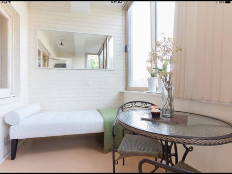 Broadway Apartments - Accommodation Melbourne 41