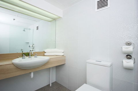 Best Western Plus Hotel Lord Forrest - Accommodation Melbourne 12