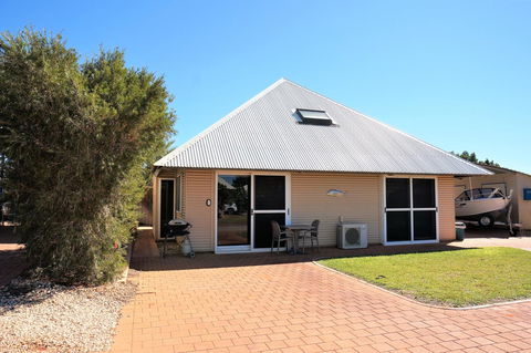 Osprey Holiday Village Unit 203 1 Bedroom - Melbourne 4u 11