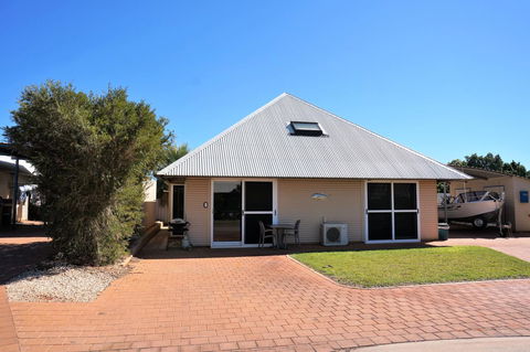Osprey Holiday Village Unit 203 1 Bedroom - Melbourne 4u 0