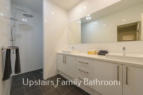 32 Corella Court - Melbourne 4u 17