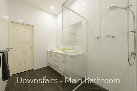 32 Corella Court - Melbourne 4u 10