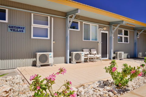 Getaway Villas Unit 389 - Melbourne 4u 1