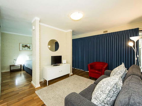 Rosalie 13 - Accommodation Melbourne 4