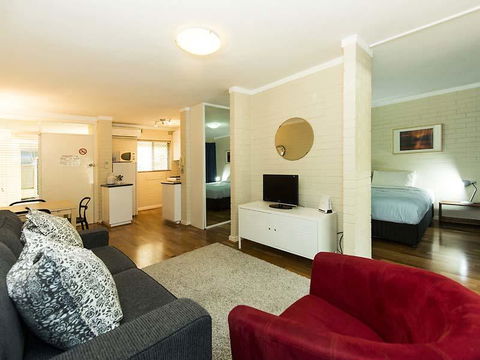 Rosalie 13 - Accommodation Melbourne 9