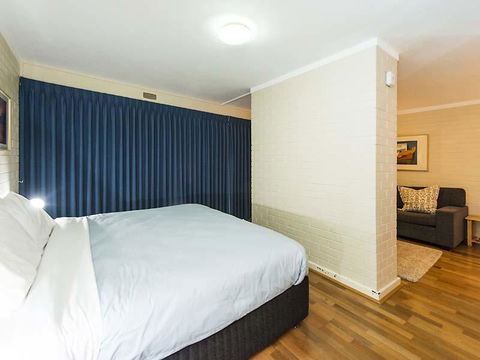 Rosalie 13 - Accommodation Melbourne 11