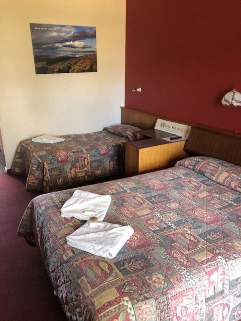 Kambalda Hotel - Accommodation Melbourne 6