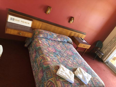 Kambalda Hotel - Accommodation Melbourne 3