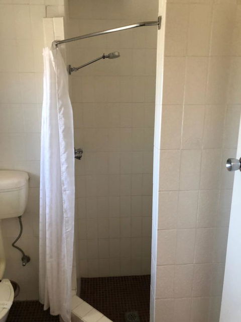 Kambalda Hotel - Accommodation Melbourne 4