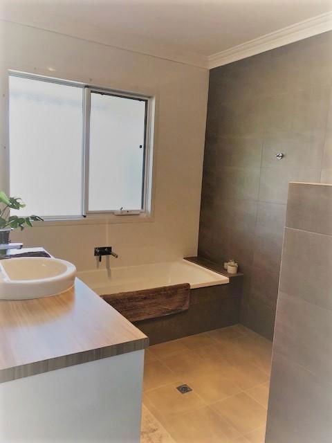 The Mains Guest House 2 Bedroom Farm Stay - Accommodation Melbourne 10