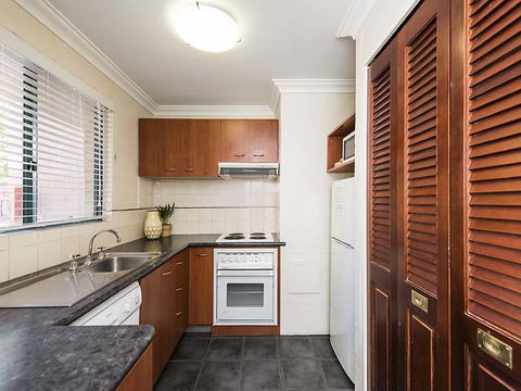 Subiaco Village 28 - Accommodation Melbourne 15