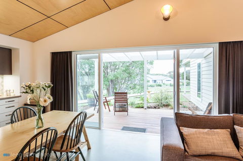 Stablebase - Accommodation Melbourne 10