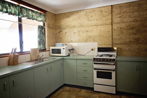 Hopetoun Motel & Chalet Village - Accommodation Melbourne 42