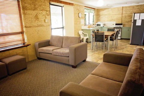 Hopetoun Motel & Chalet Village - Accommodation Melbourne 8