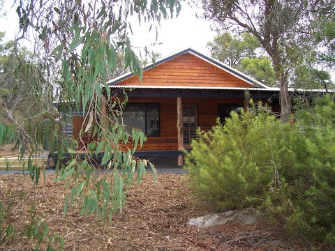 SilverSprings Spa Retreat Pet Friendly Cottages And Glampings - Accommodation Melbourne 13