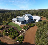 The White House at Wallcliffe Farms - Accommodation Melbourne
