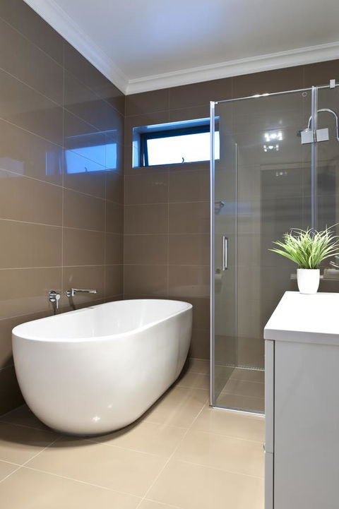 Sandy Bay Waterfront Home - Accommodation Melbourne 2
